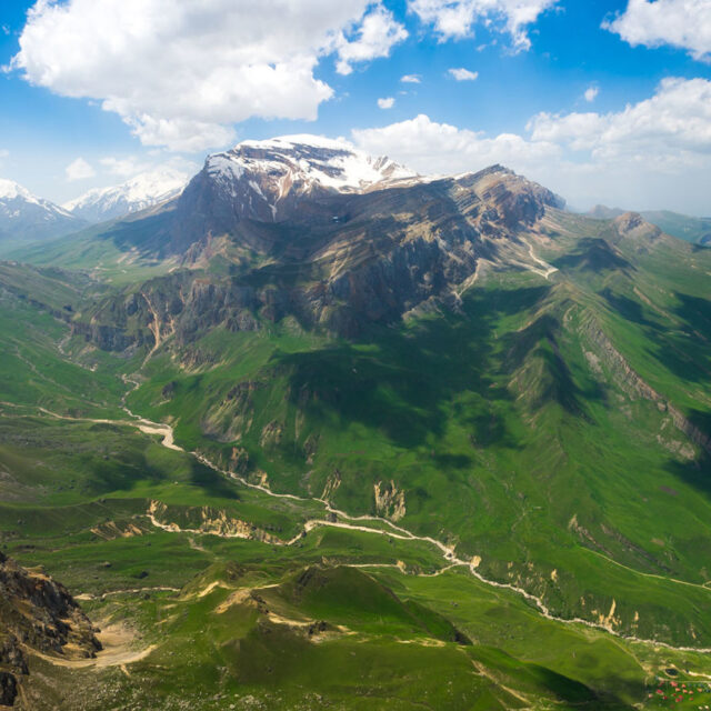 8 Days Azerbaijan Tour Packages